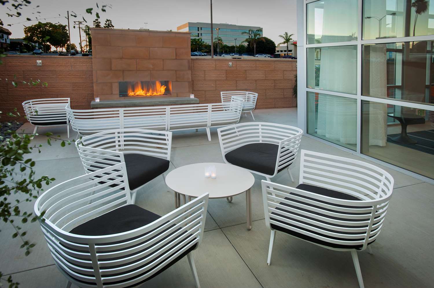 Hampton Inn & Suites LAX El Segundo, CA 2