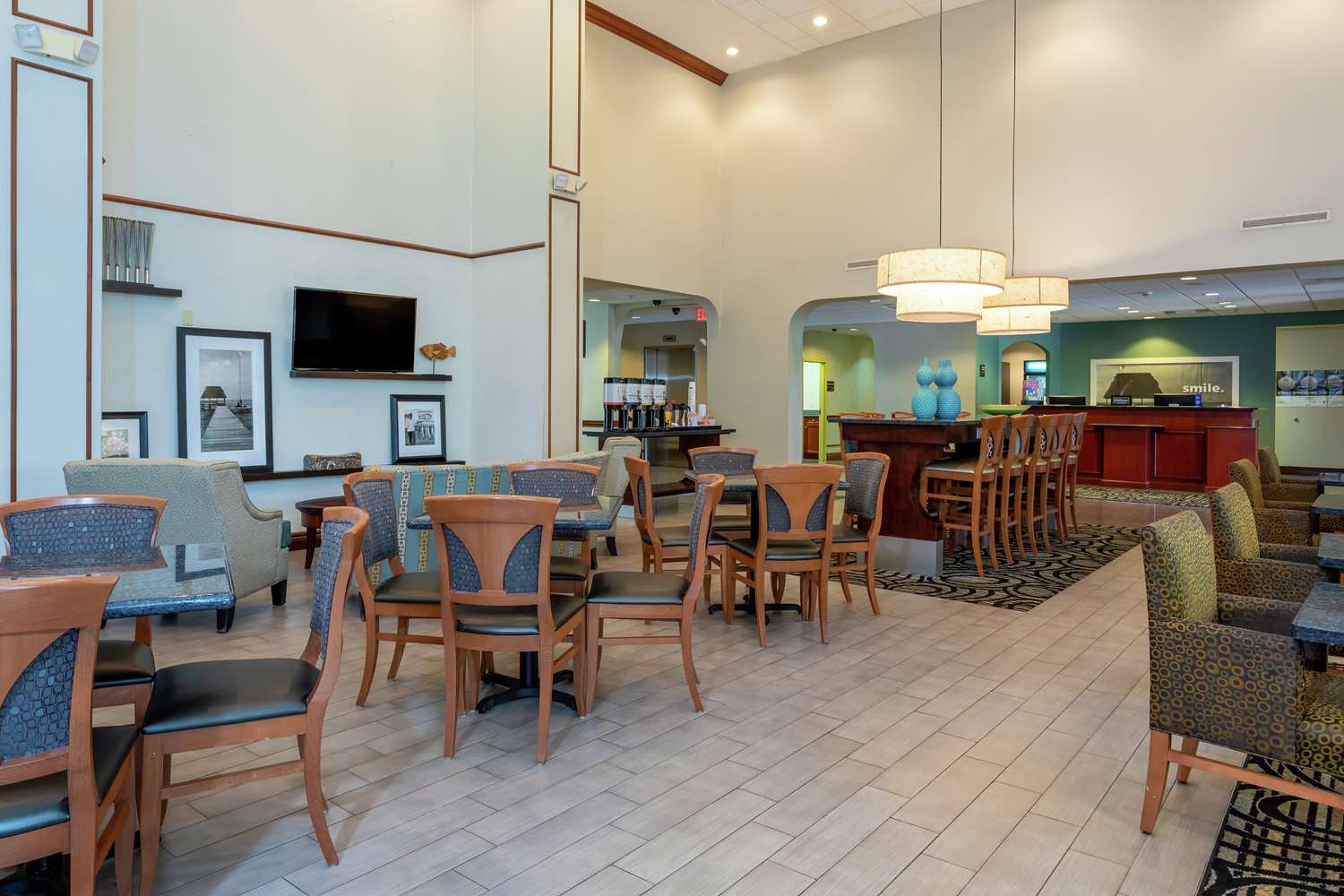 Hampton Inn & Suites Ft. Pierce 2