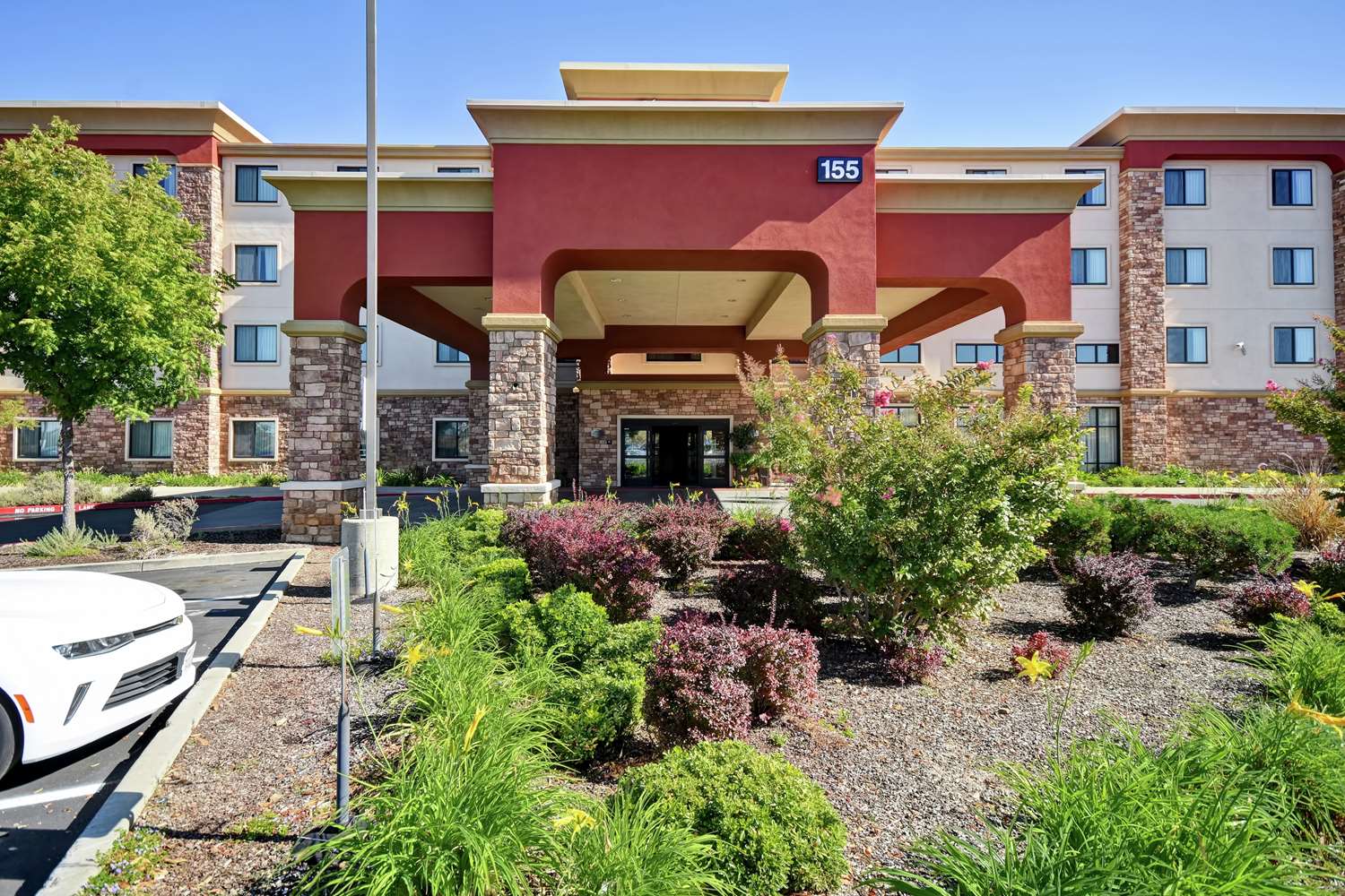 Hampton Inn & Suites Folsom 1