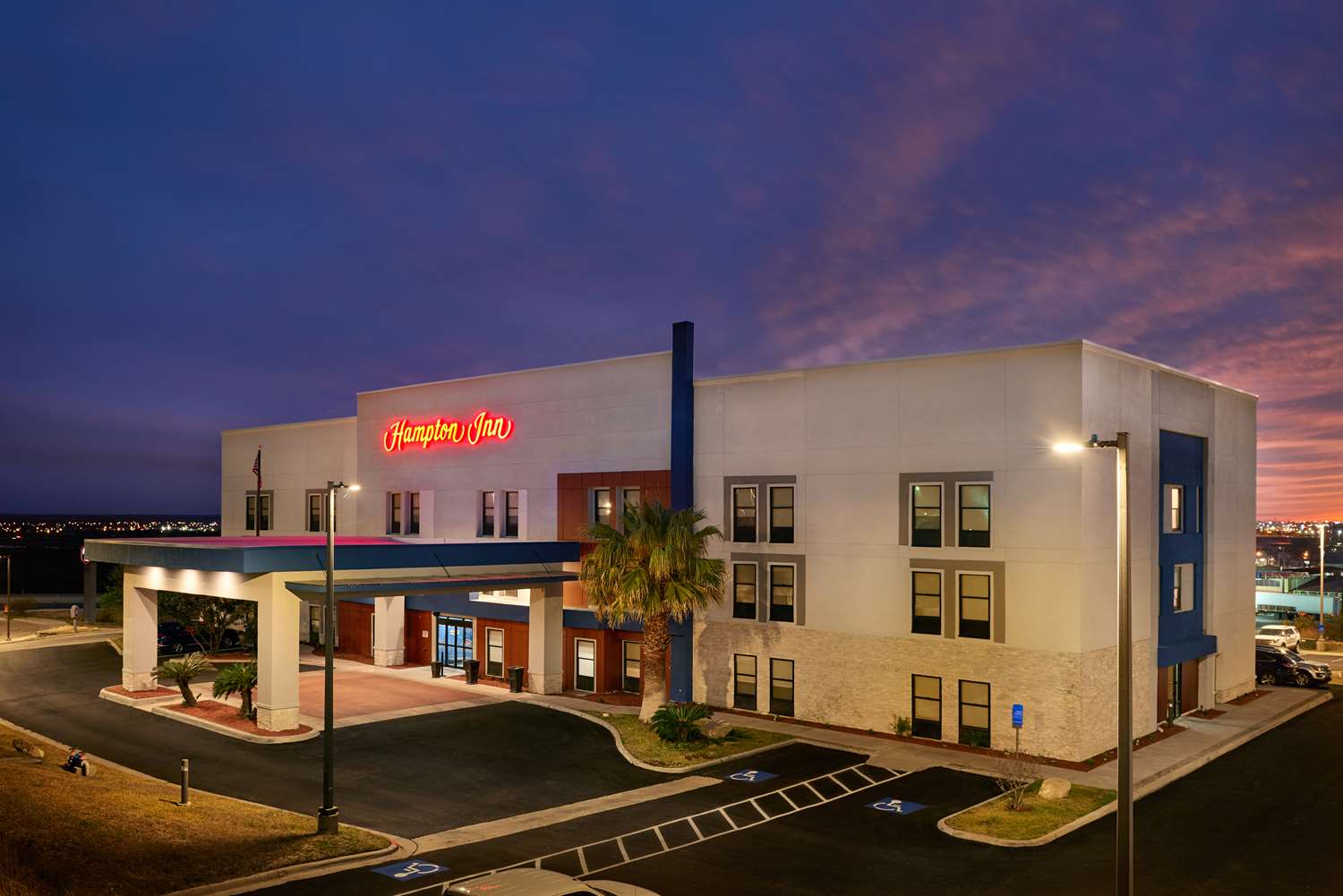 Hampton Inn Eagle Pass 2