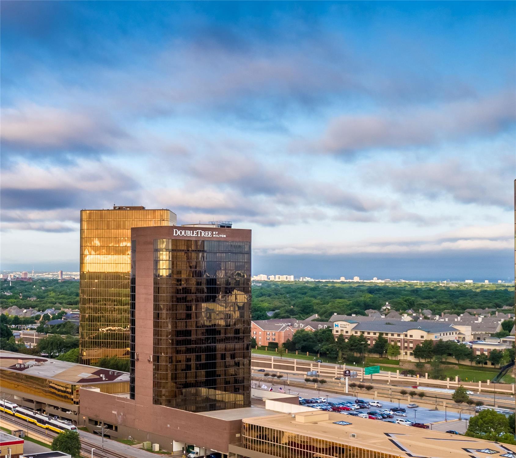 DoubleTree by Hilton Dallas-Campbell Centre 2