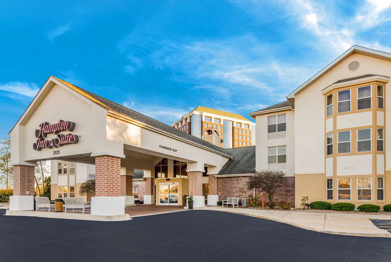 Hampton Inn & Suites Chicago/Hoffman Estates 2