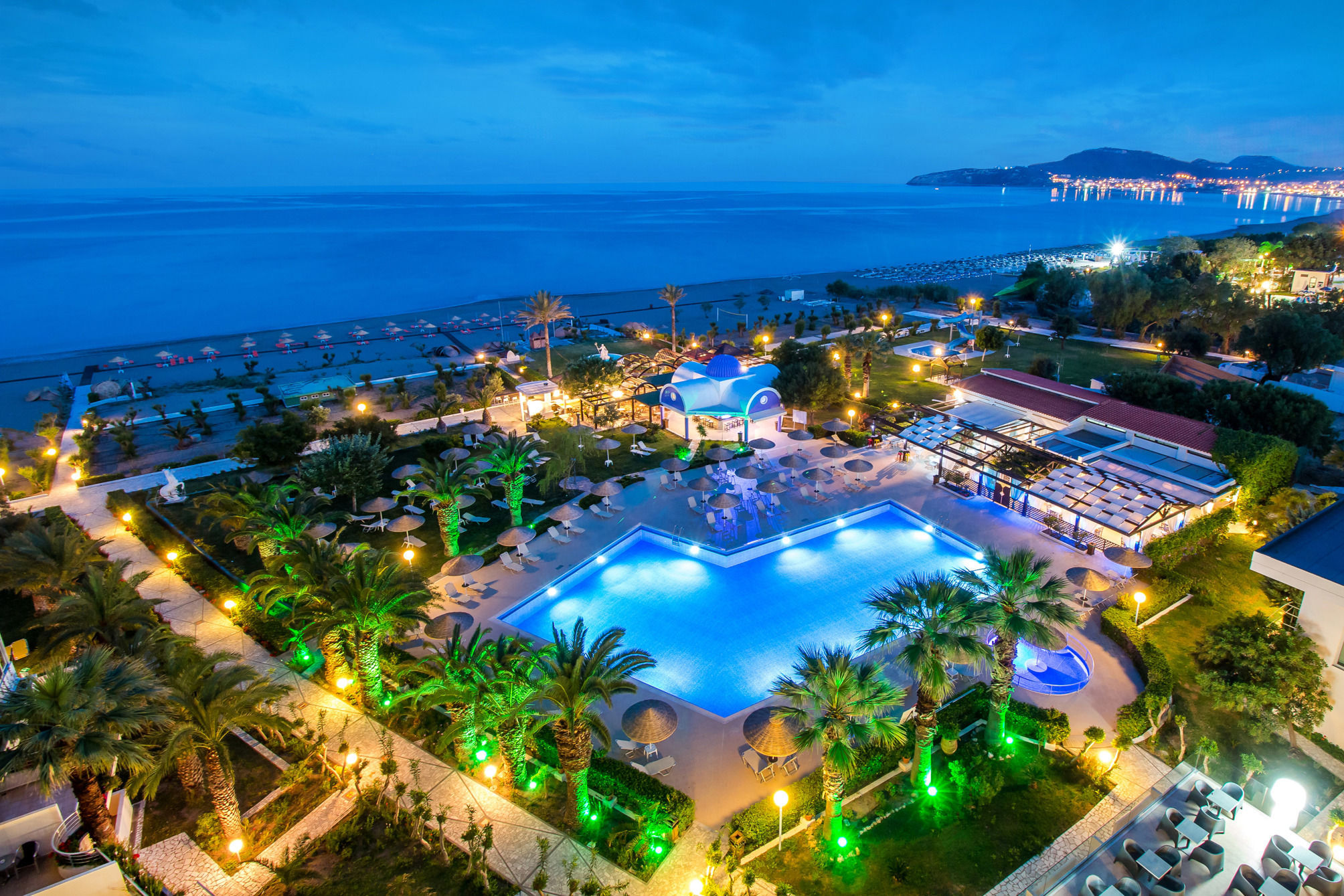 Pegasos Deluxe Beach Hotel 2