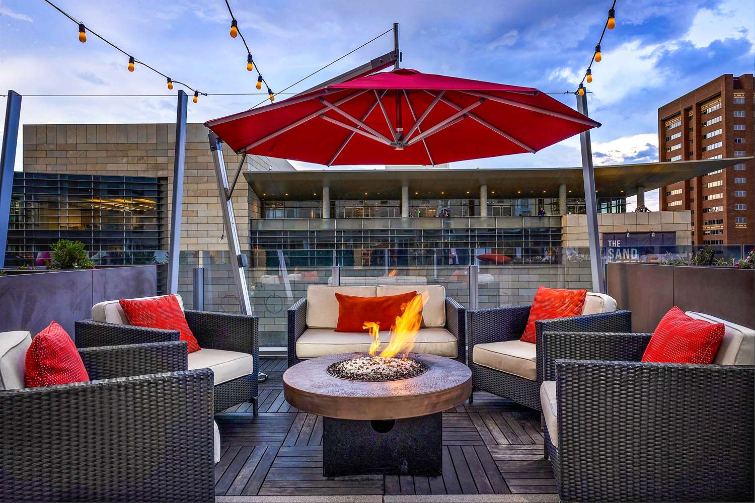 The Art Hotel Denver, Curio Collection by Hilton 2