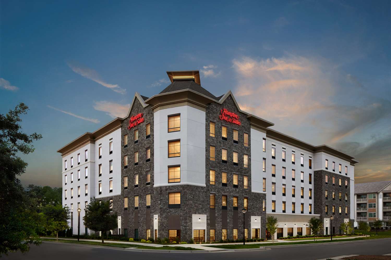 Hampton Inn & Suites Charlotte Steele Creek Road, NC 1
