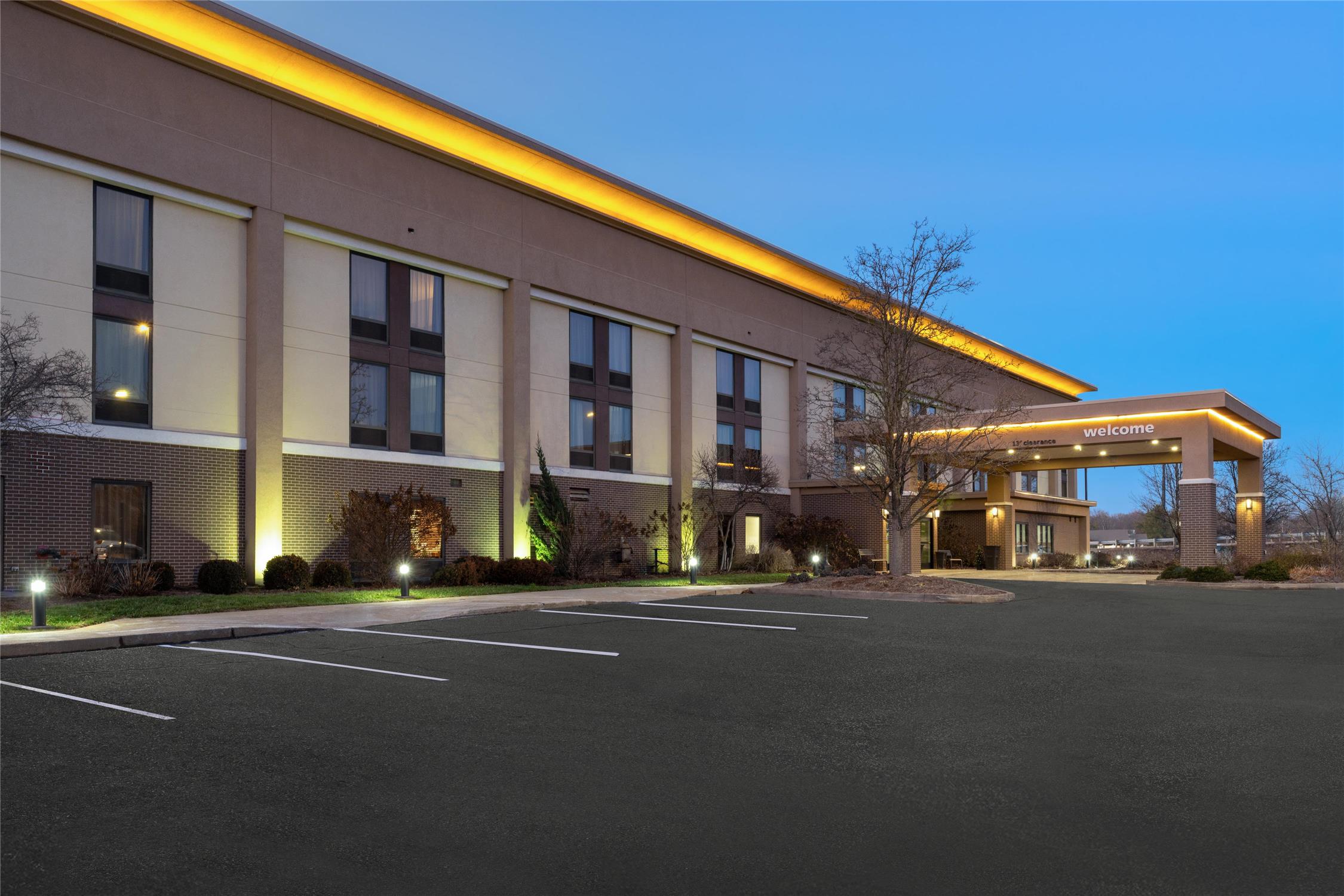Hampton Inn Marietta 2