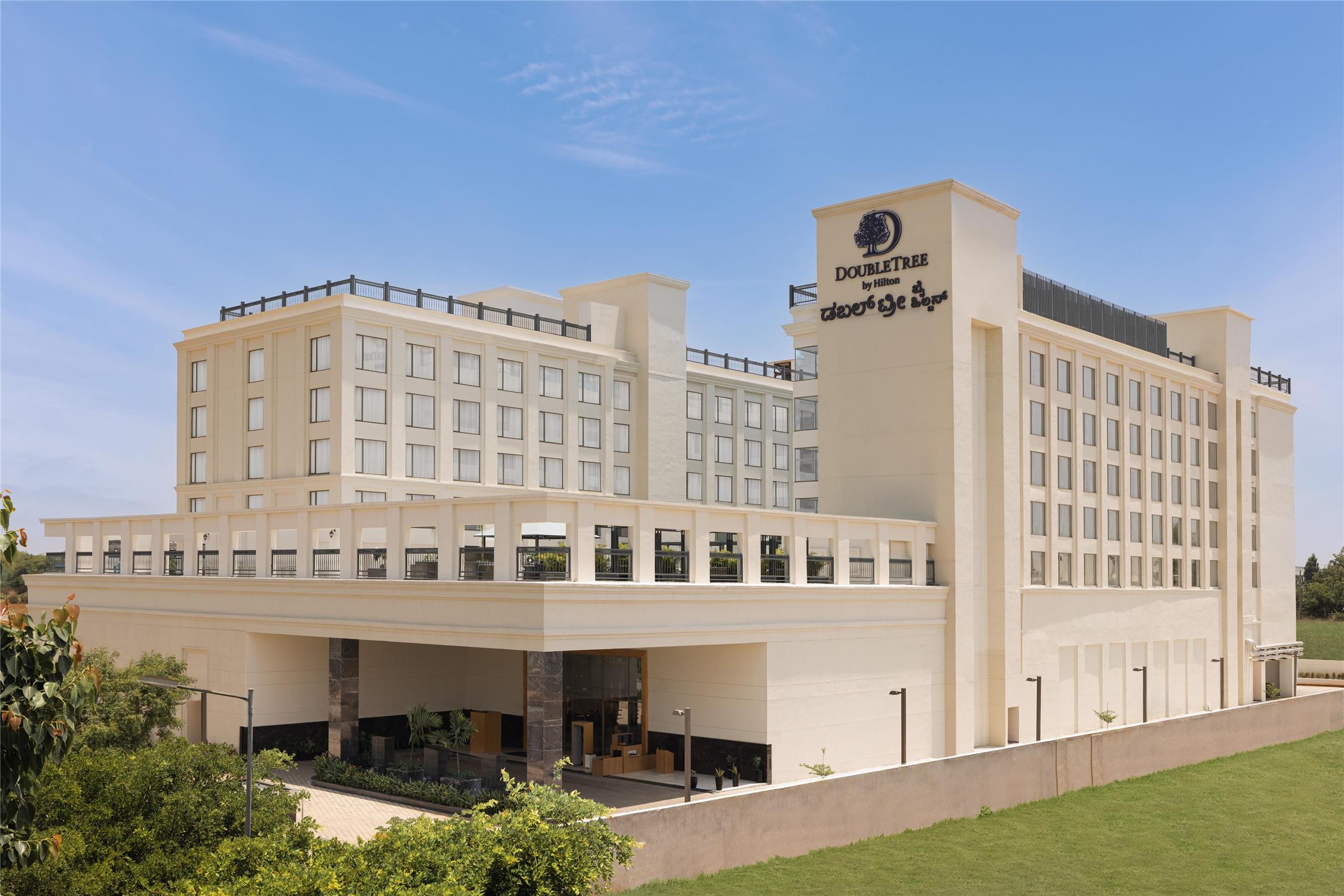 DoubleTree By Hilton Bengaluru Airport 1
