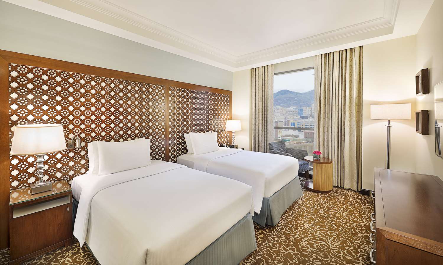 Twin Guest Room City View