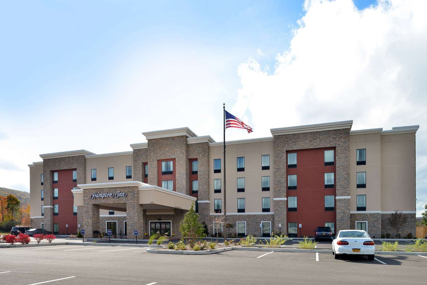 Hampton Inn Corning-Painted Post, NY 1
