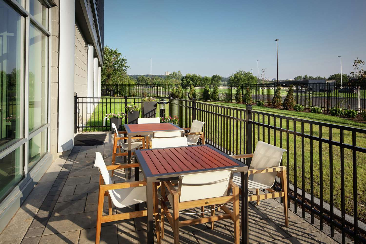 Homewood Suites By Hilton Teaneck Glenpointe 2