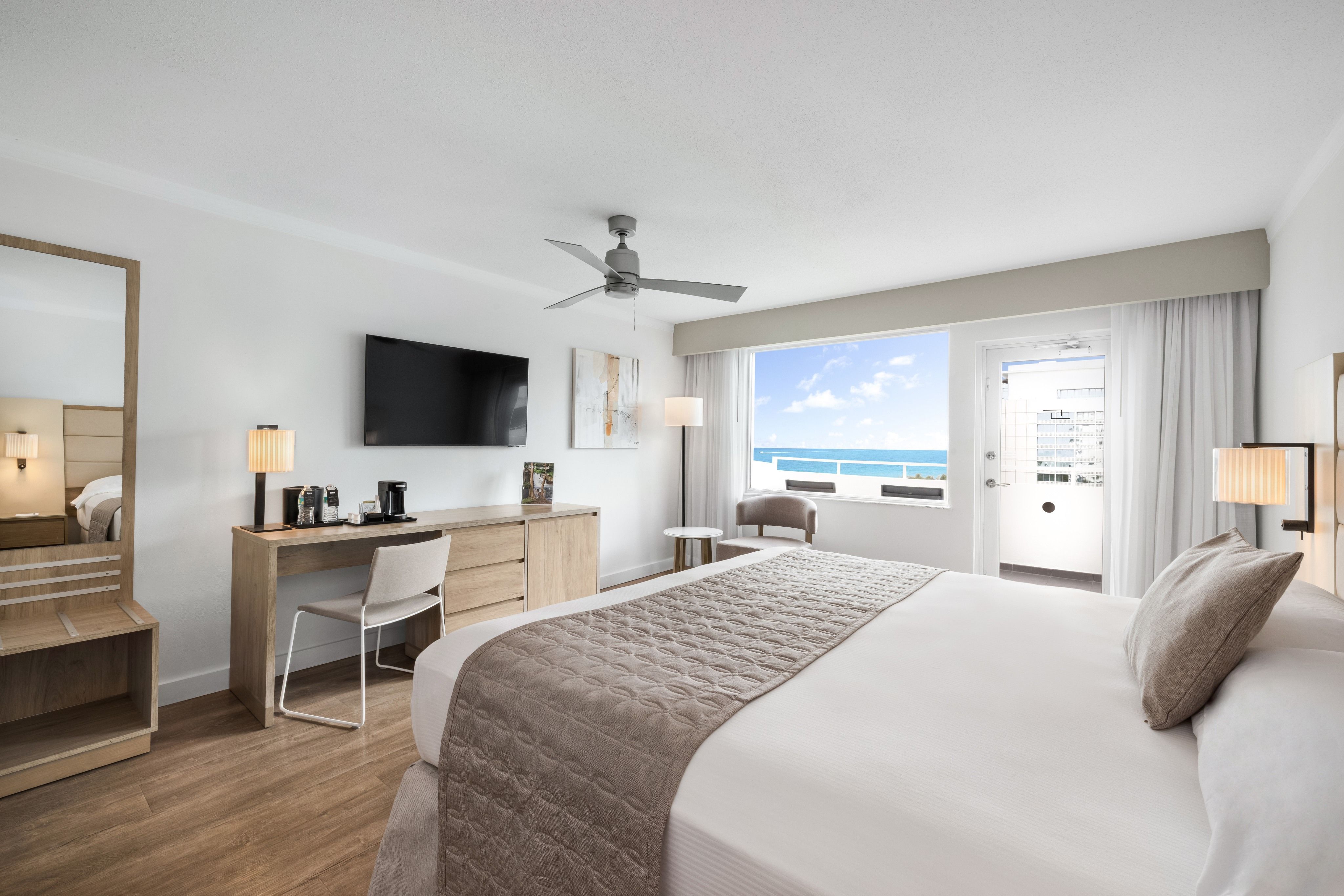 Deluxe Room with Ocean View