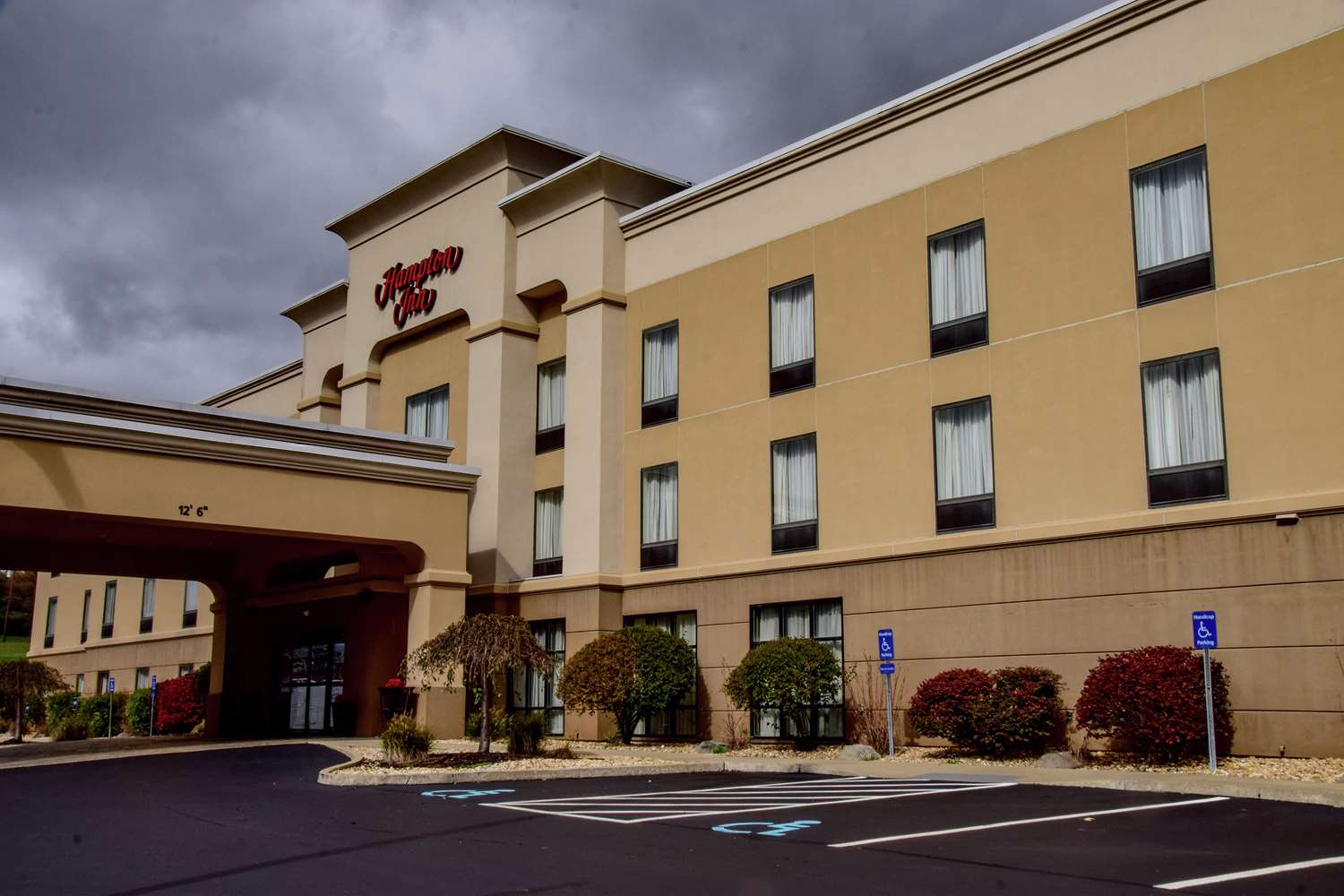 Hampton Inn Indiana 2