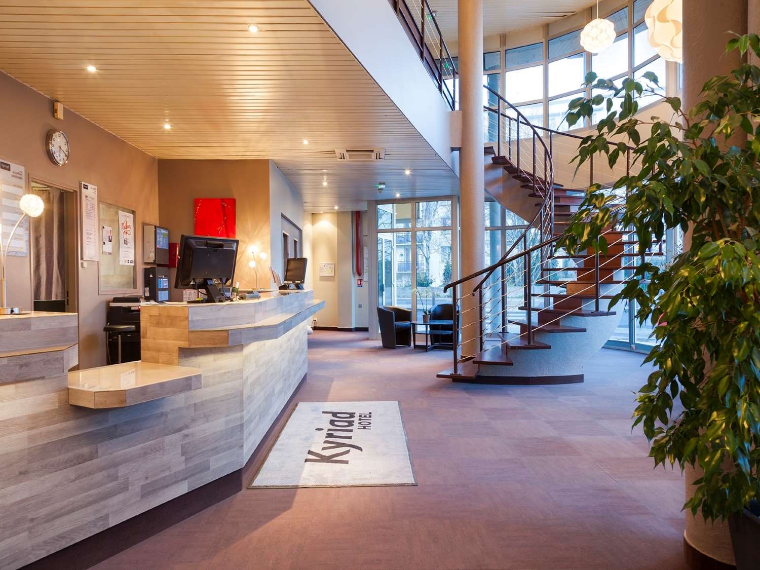 Hotel Kyriad Tours St Pierre des Corps Gare 2