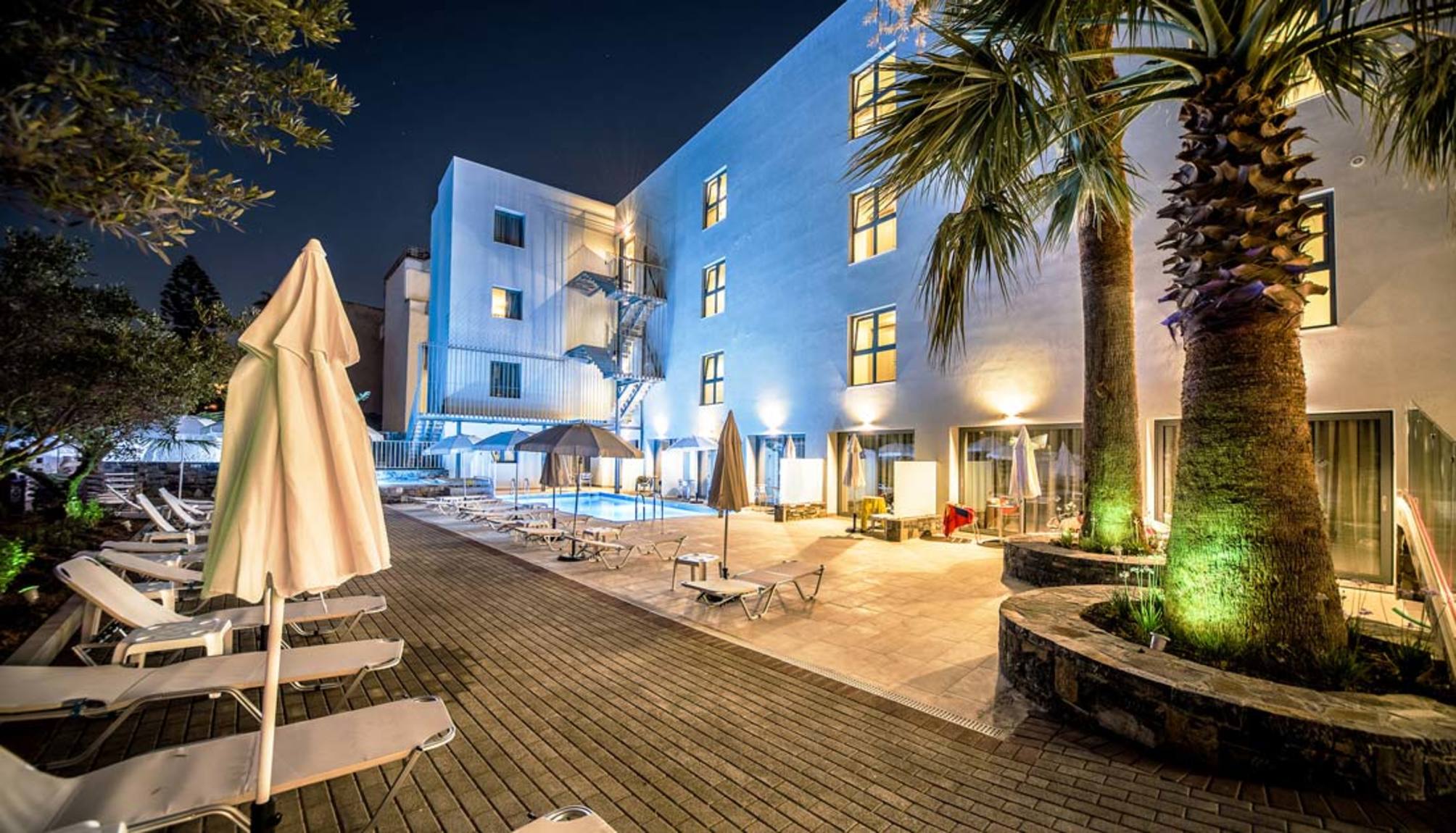 Pollis Hotel 2