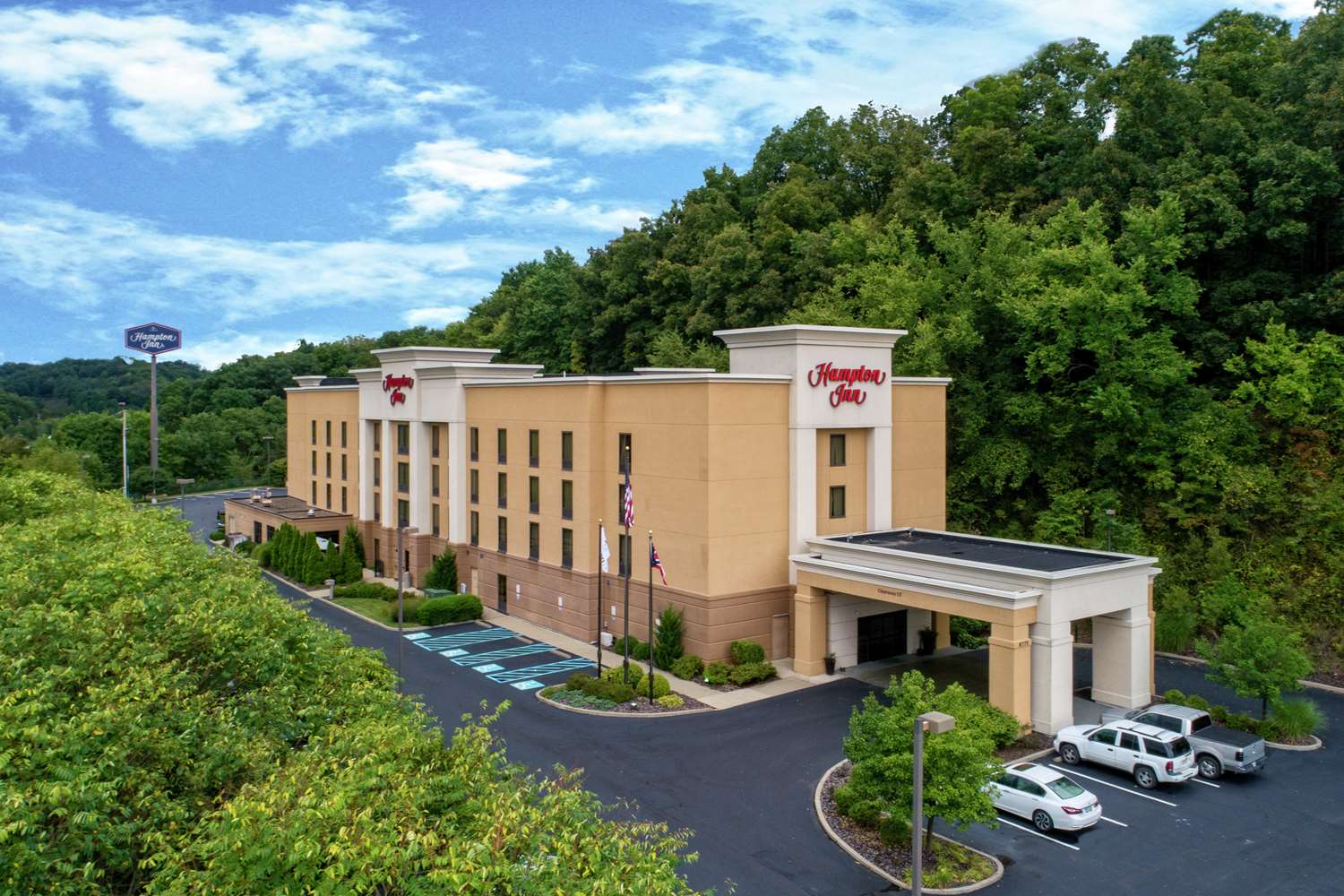 Hampton Inn Cambridge 2