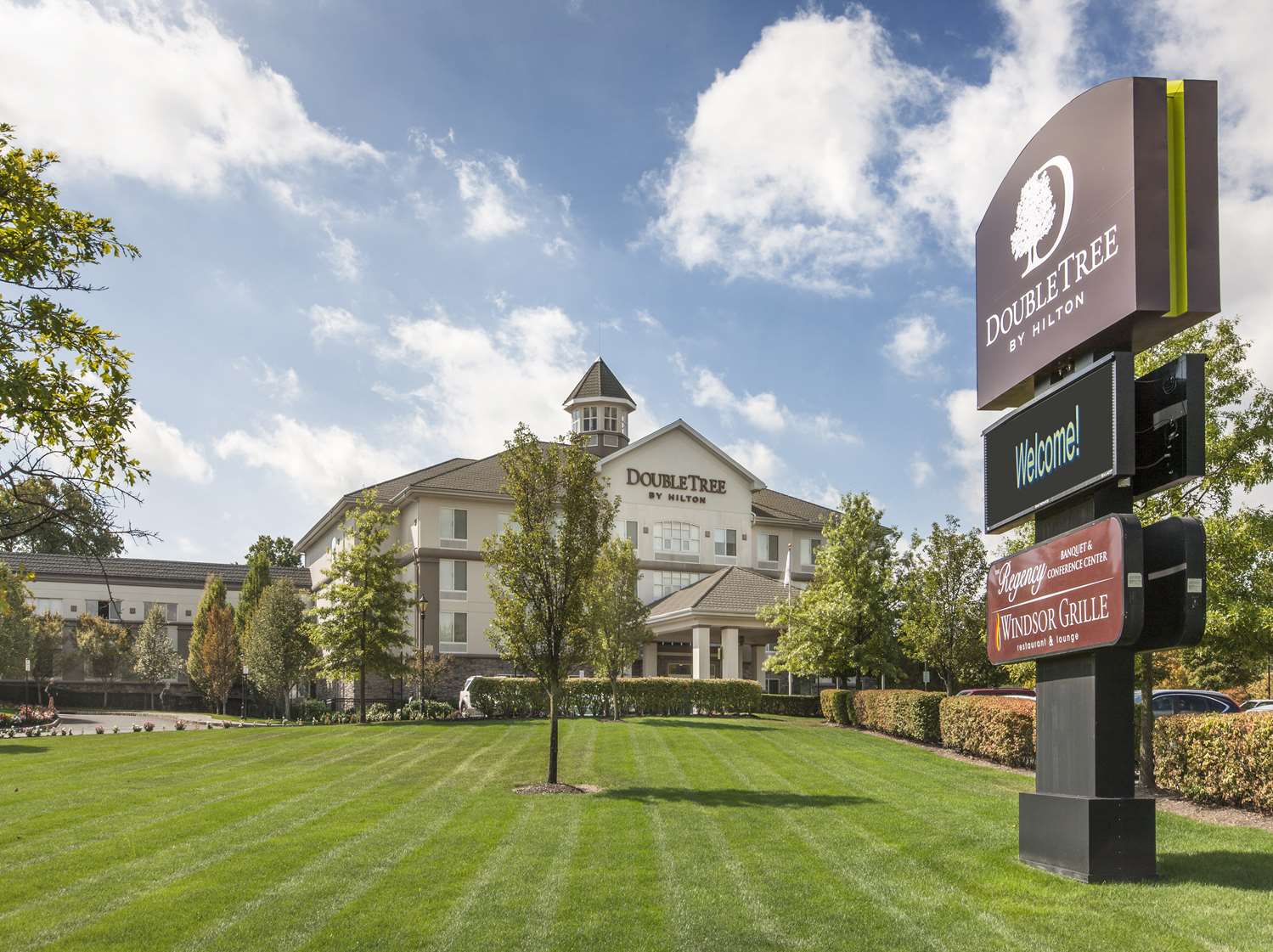 DoubleTree by Hilton Nanuet 2