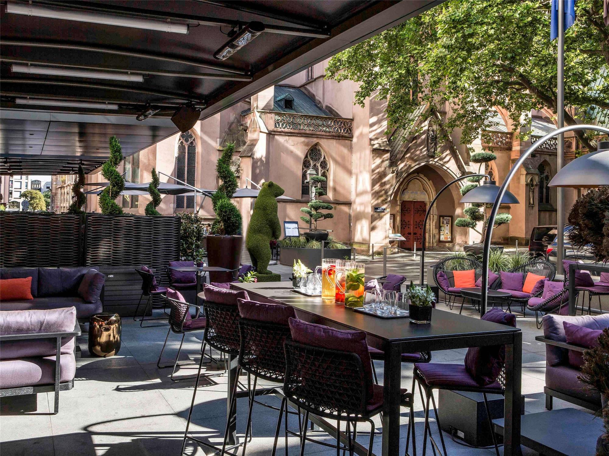 Sofitel Strasbourg Grande Ile 1