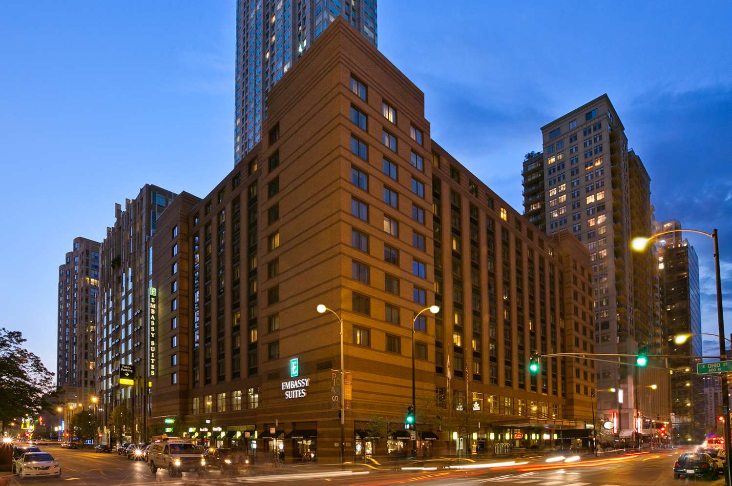 Embassy Suites by Hilton Chicago-Downtown 2