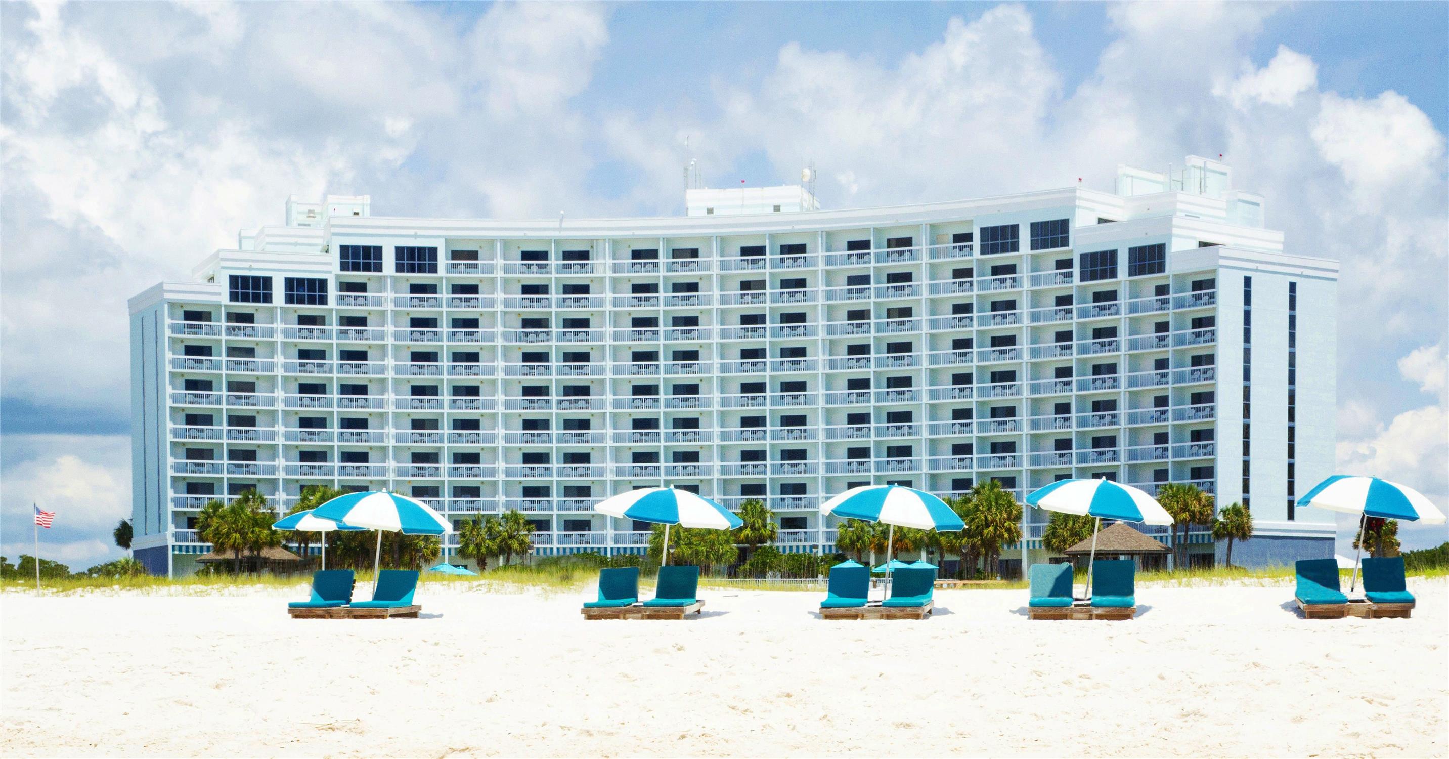 The Island House Hotel a Doubletree by Hilton 2