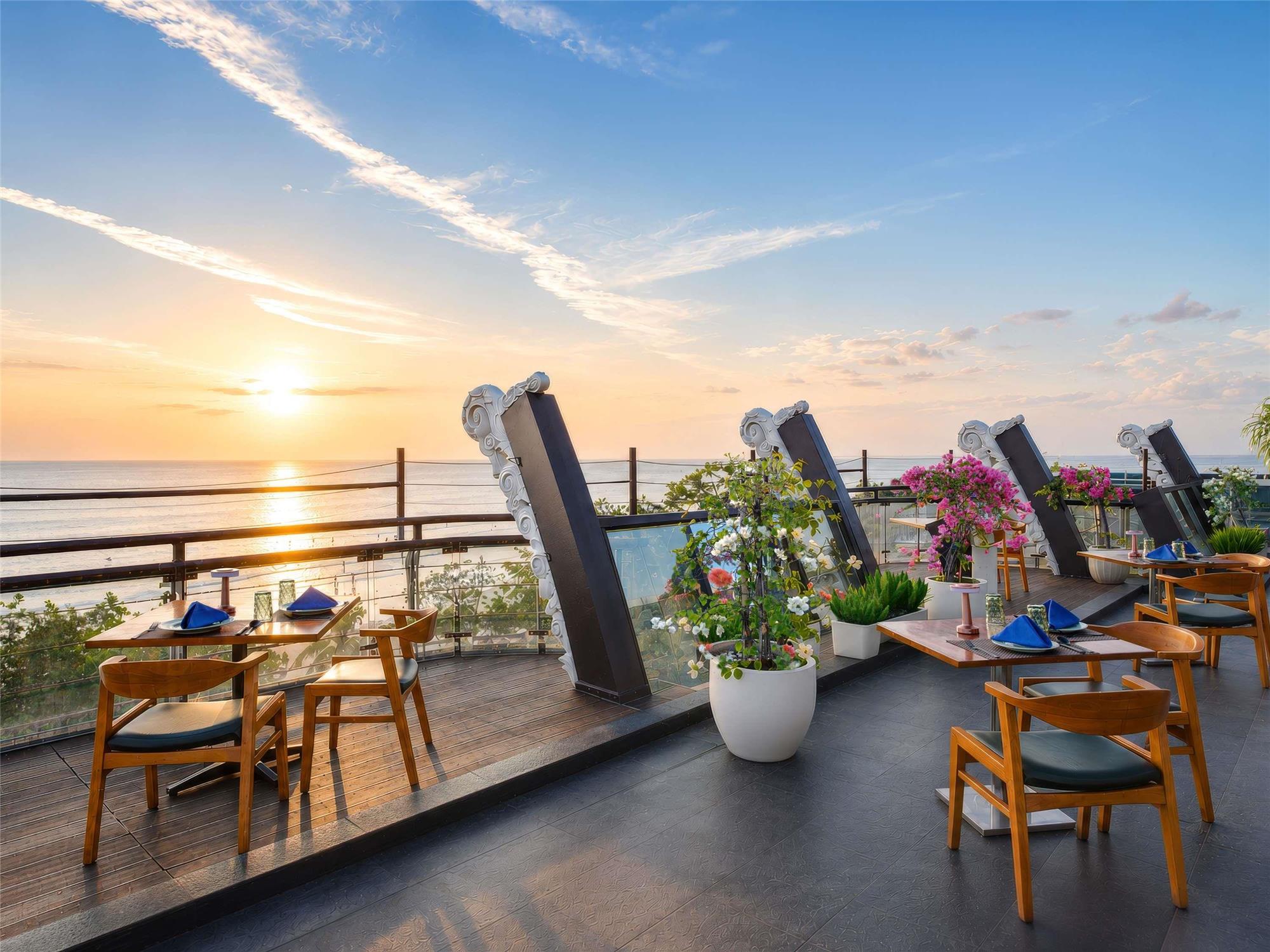 The Kuta Beach Heritage Hotel - Managed by Accor 2
