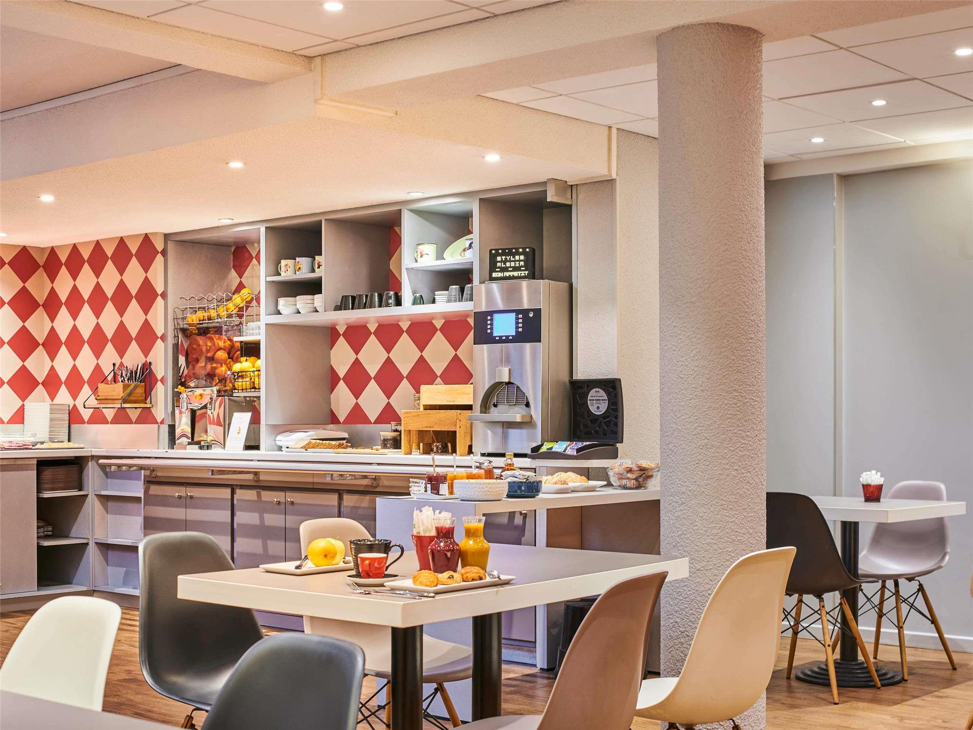 ibis Styles Paris Alesia Montparnasse 1
