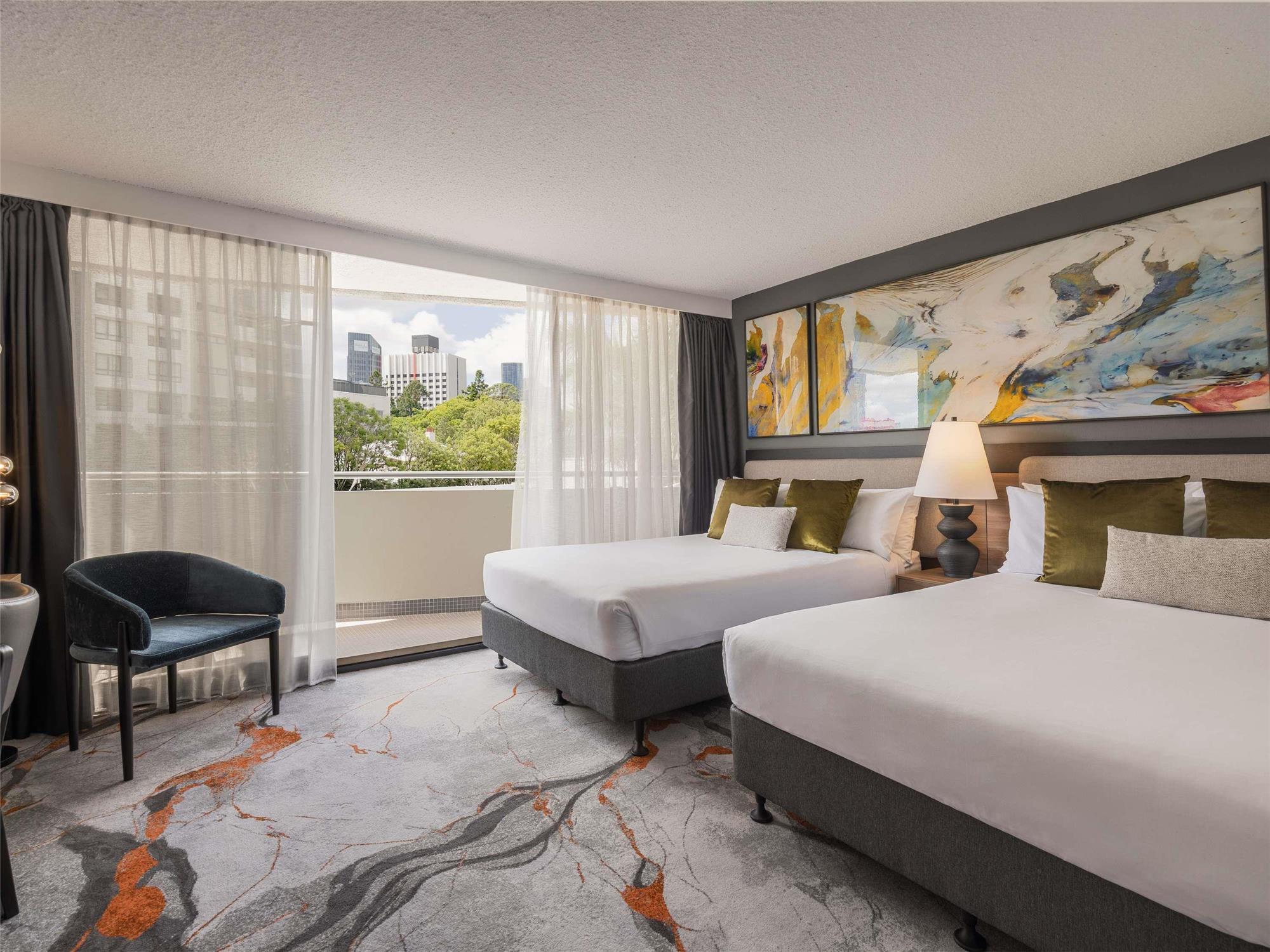 Mercure Brisbane Spring Hill 1