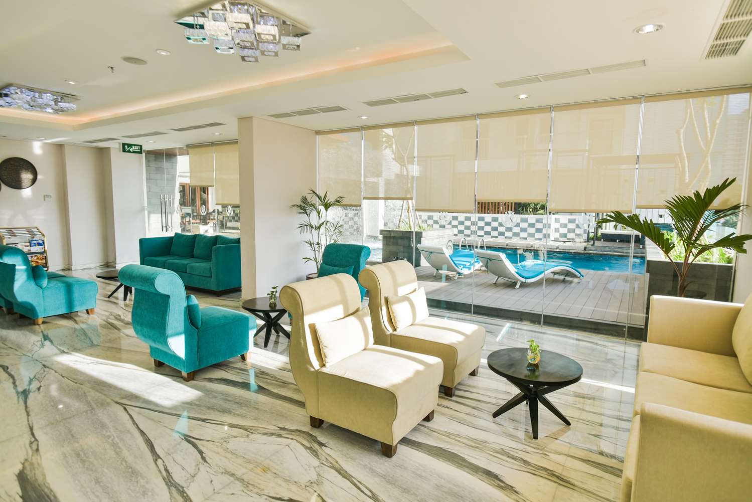 Golden Tulip Essential Tangerang 2