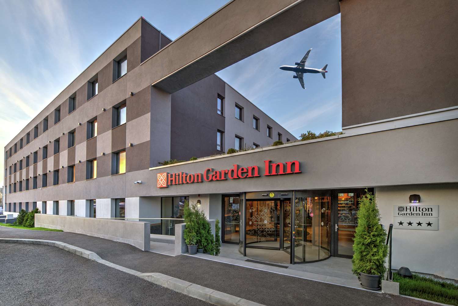Hilton Garden Inn Bucharest Airport 1