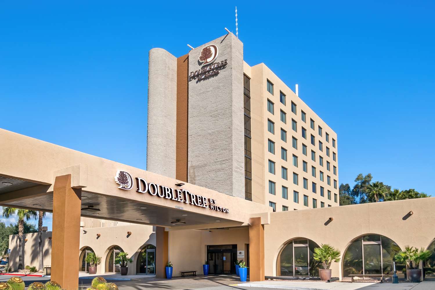 DoubleTree by Hilton Tucson - Reid Park 2
