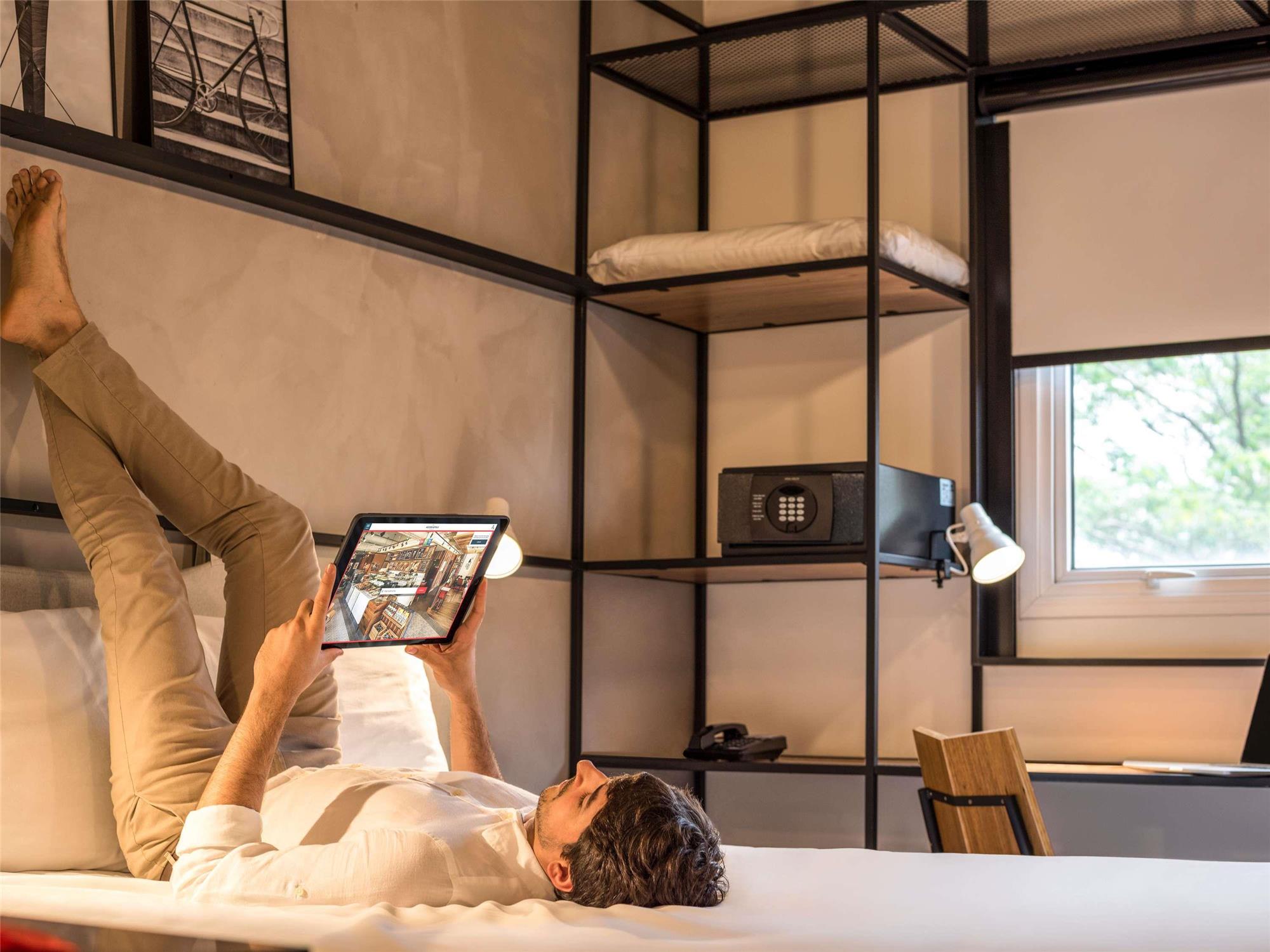 ibis Chartres Ouest Luce 1