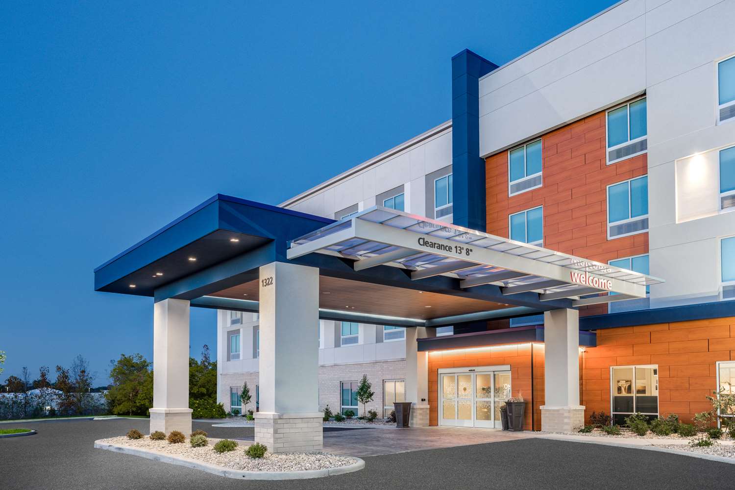 Hampton Inn Bedford In, In 2