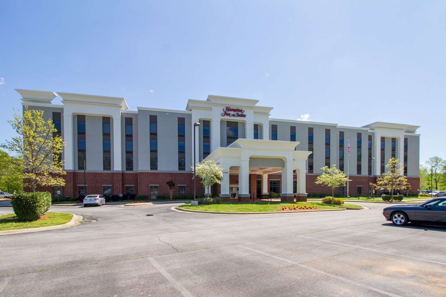 Hampton Inn & Suites Huntsville Hampton Cove 1