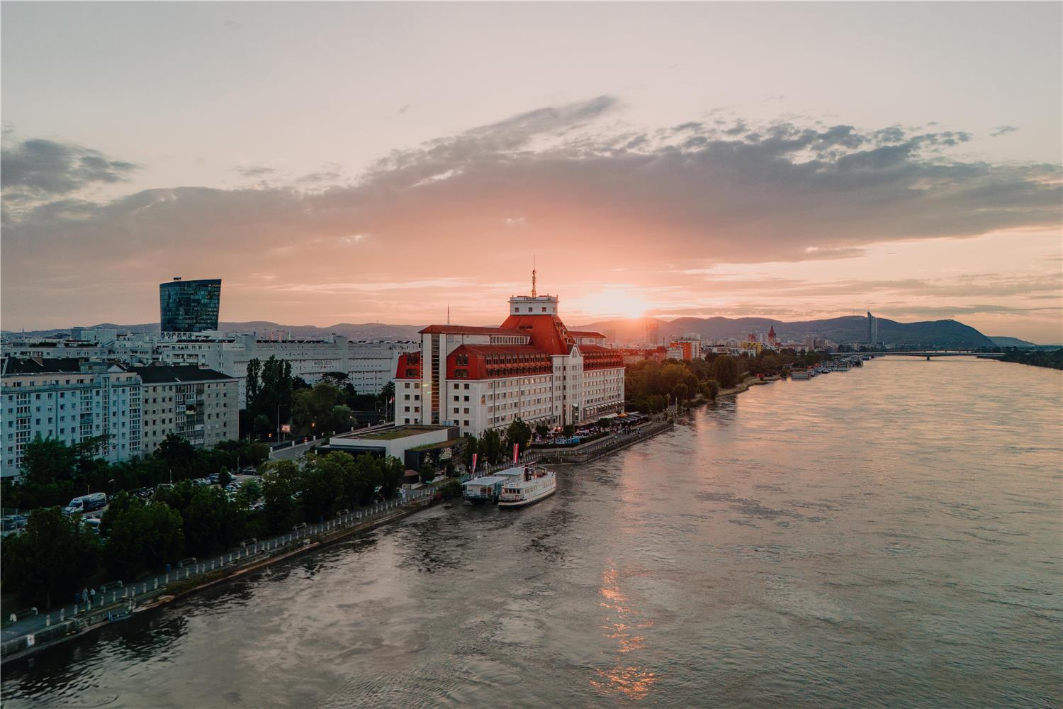 Hilton Vienna Waterfront 2