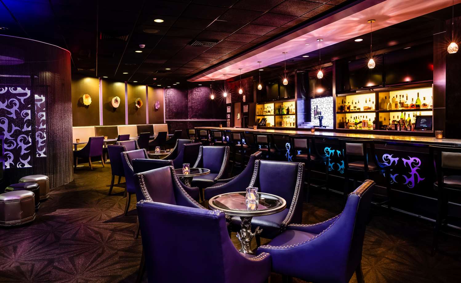 The Verve Hotel Boston Natick, Tapestry Collection by Hilton 1