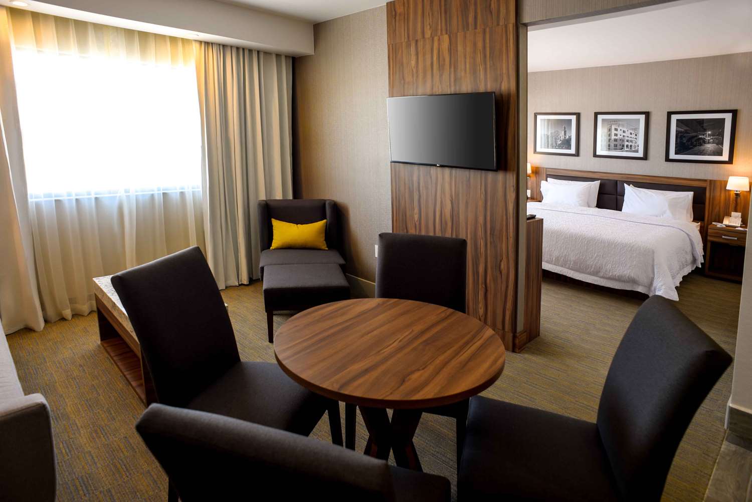 Non-smoking studio suite