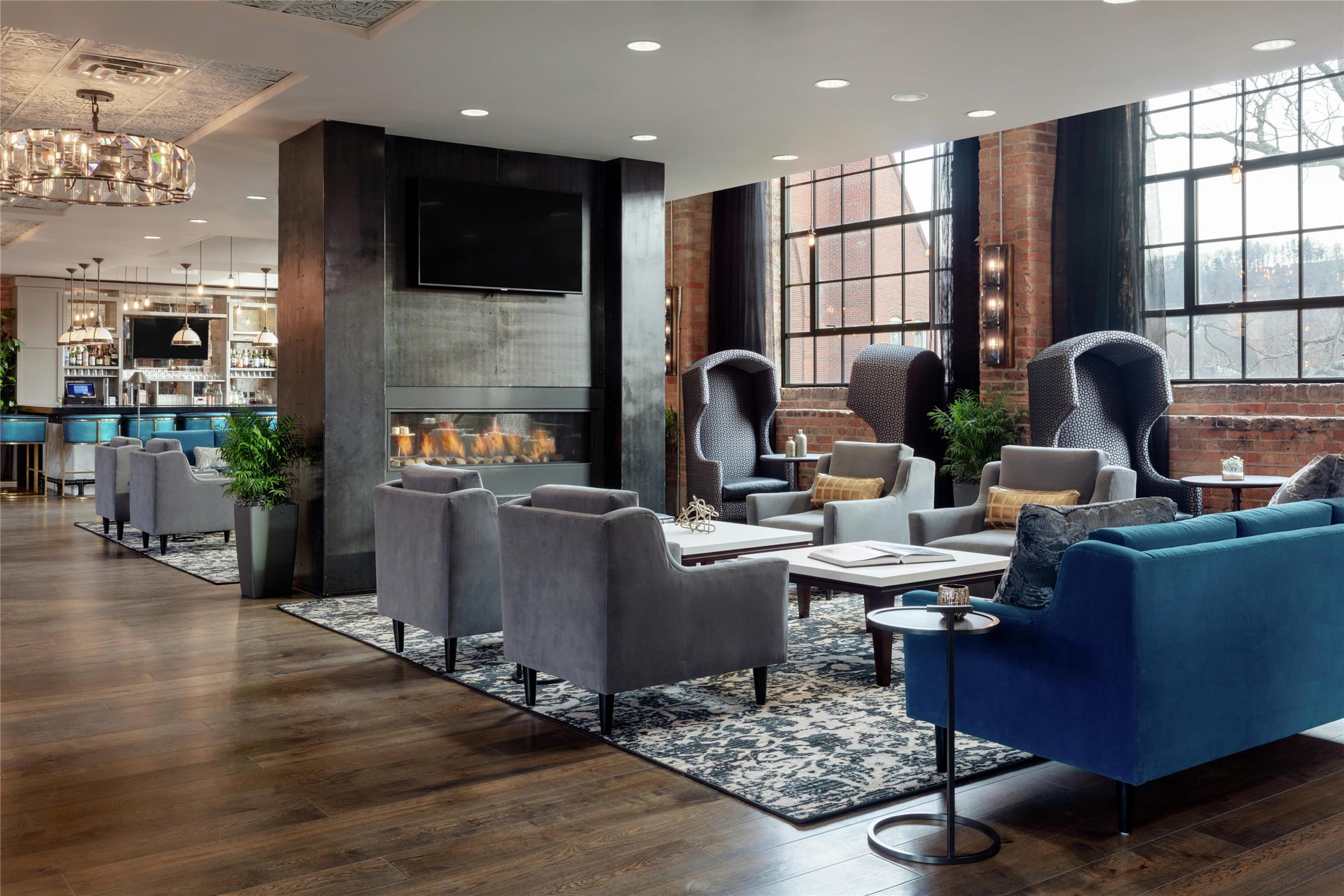 Foundry Hotel Asheville, Curio Collection By Hilton 2