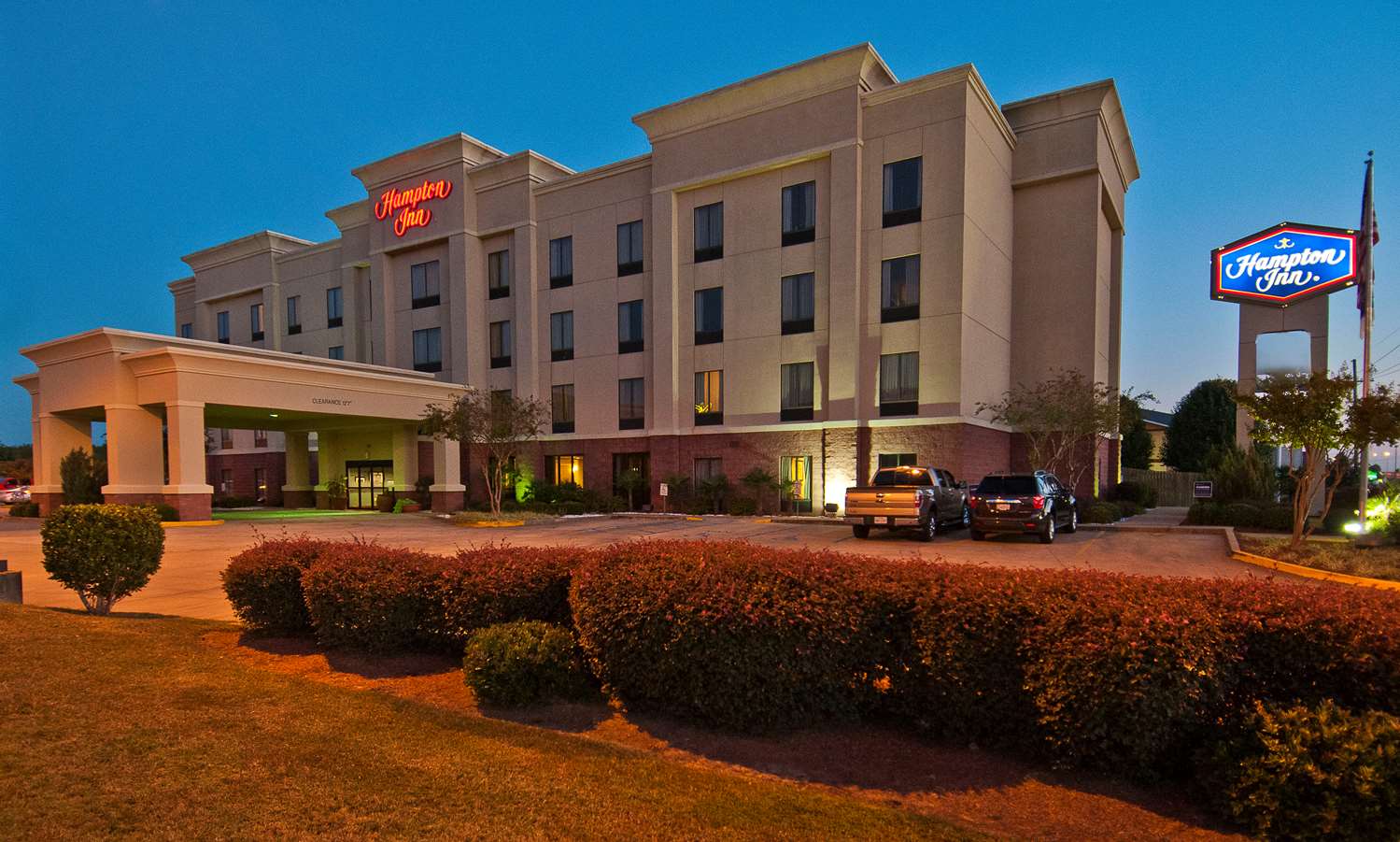 Hampton Inn Canton 2