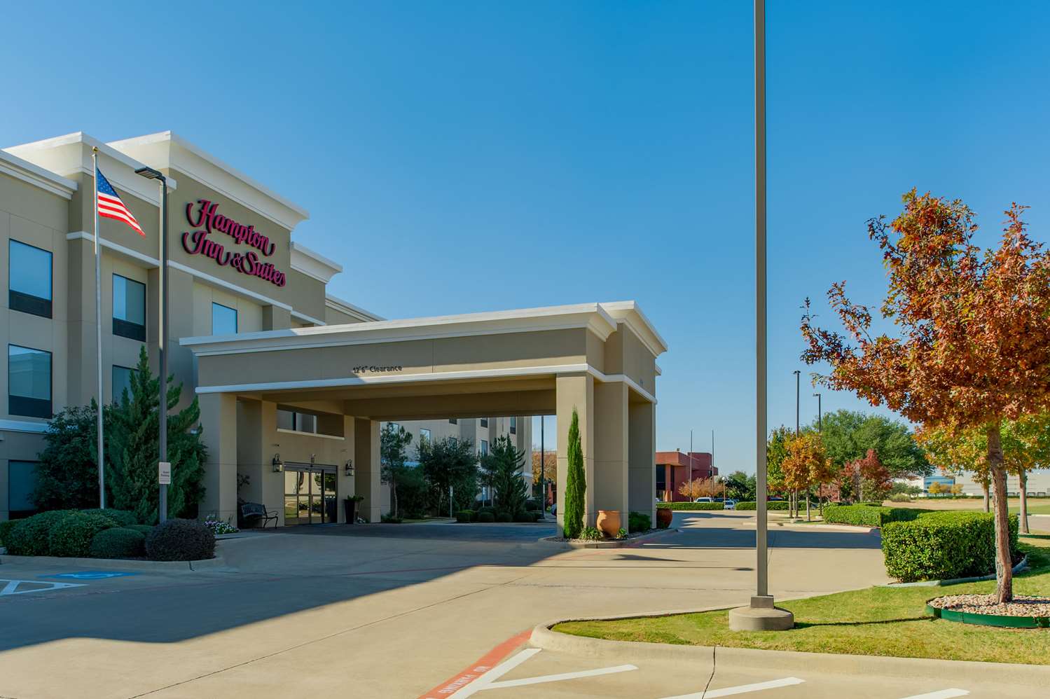 Hampton Inn & Suites Fort Worth-Fossil Creek 2