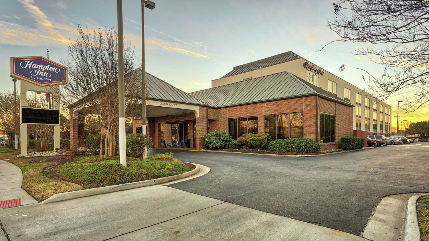 Hampton Inn Norfolk-Naval Base 2