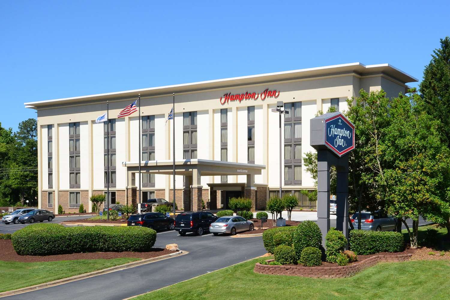 Hampton Inn Charlotte-North/Lake Norman 1