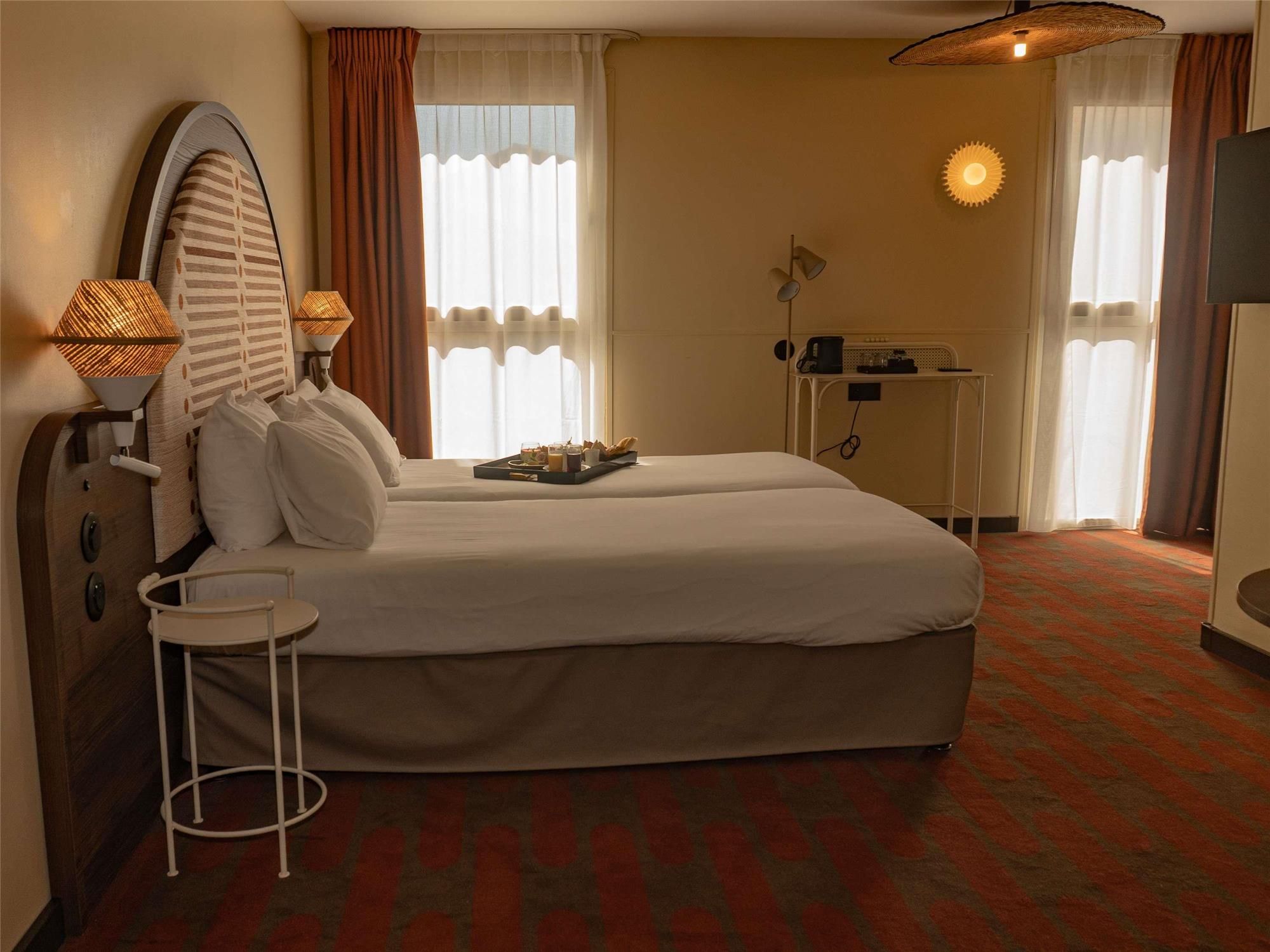 Classic triple room, 2 single beds or 1 double bed and a sofa bed