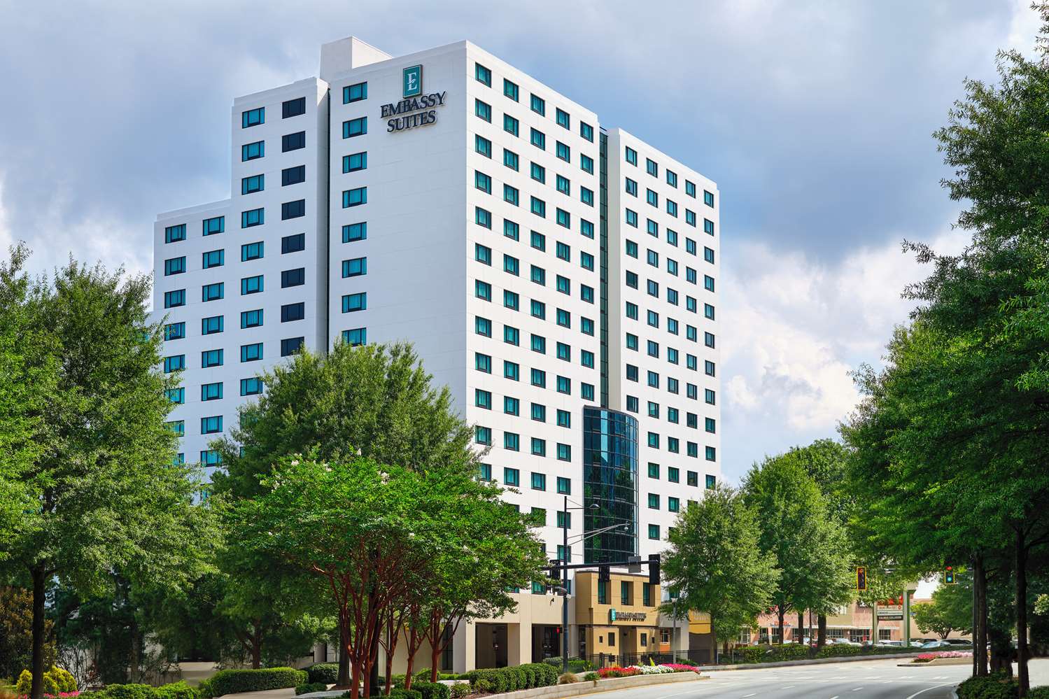 Embassy Suites by Hilton Atlanta-Buckhead 2