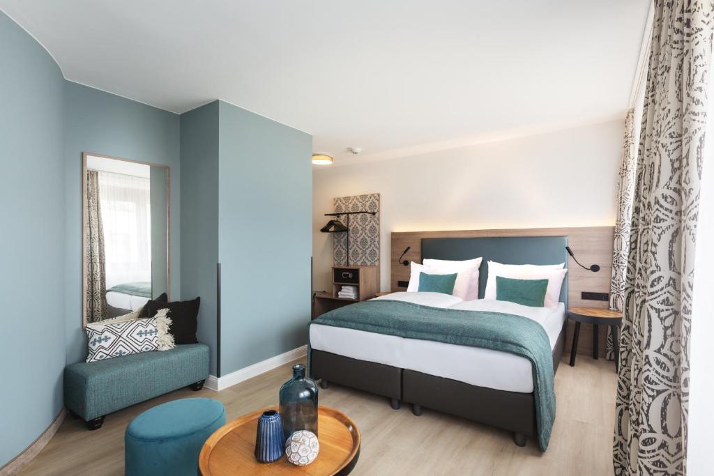 Premium  Family Queen Room with Sofa Bed