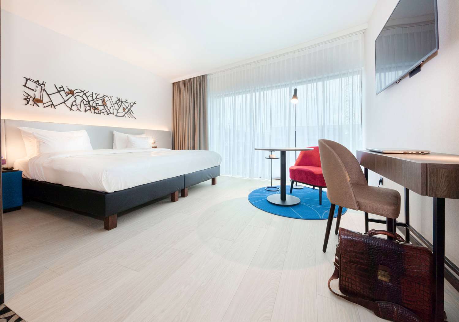 Supérieur(e) Chambre