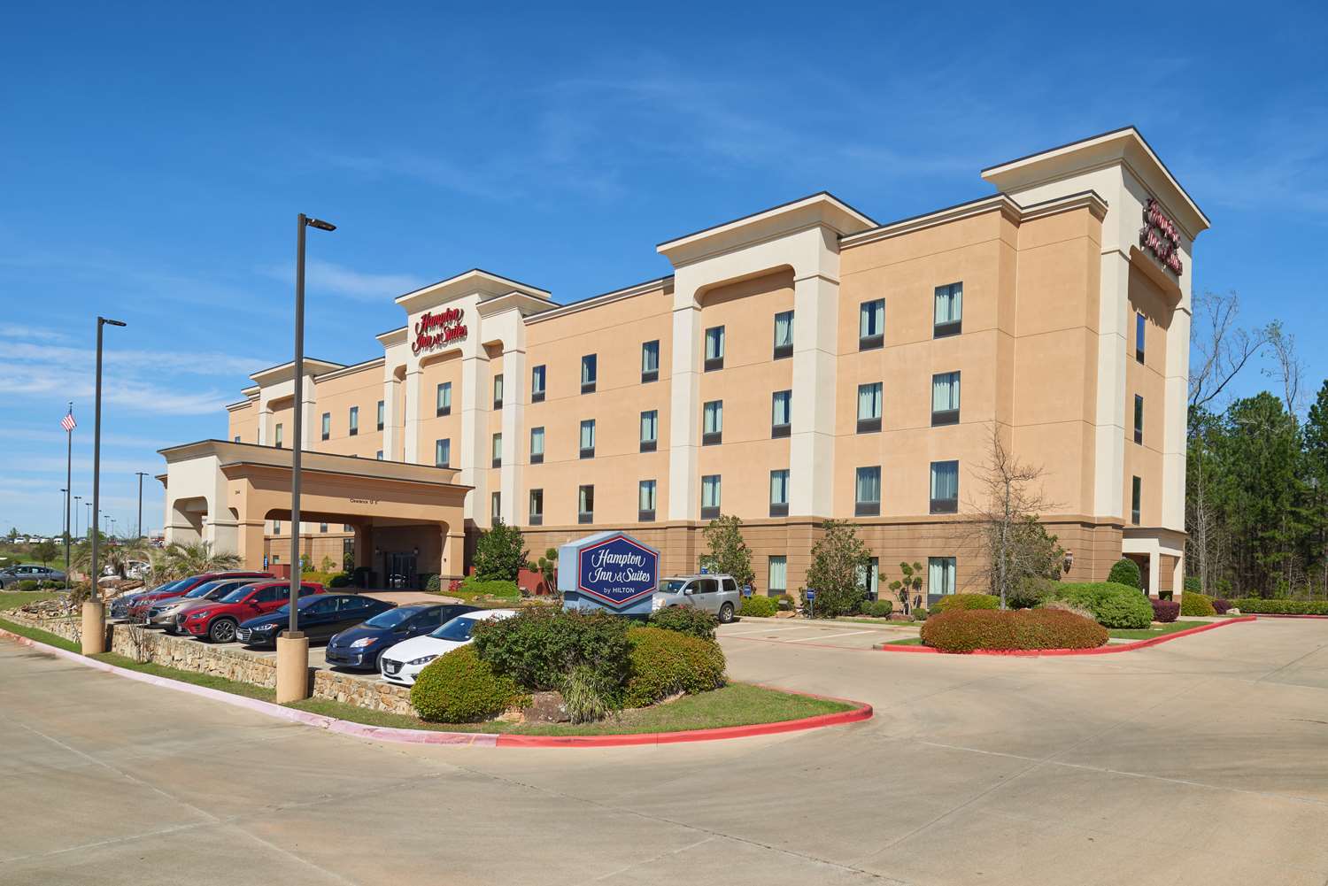 Hampton Inn & Suites Longview North 1