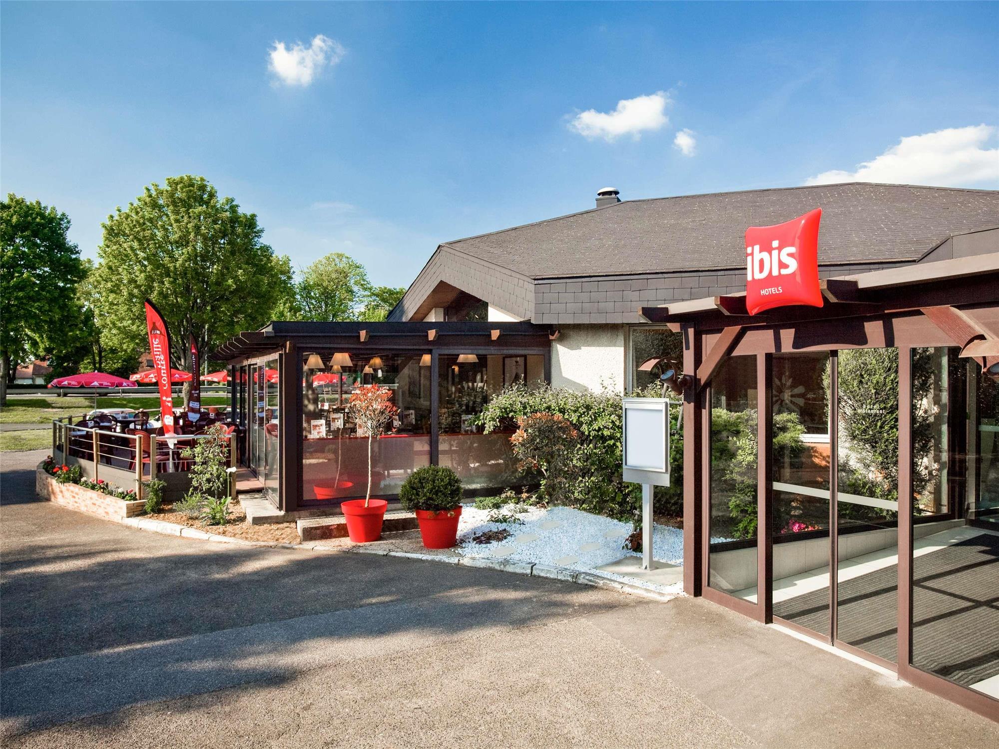 ibis Senlis 1