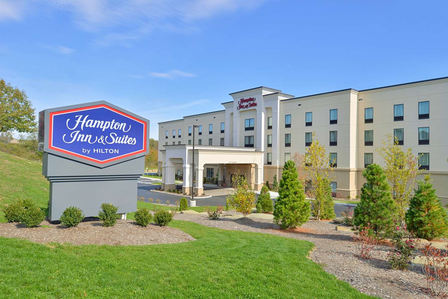 Hampton Inn & Suites California University-Pittsburgh 1