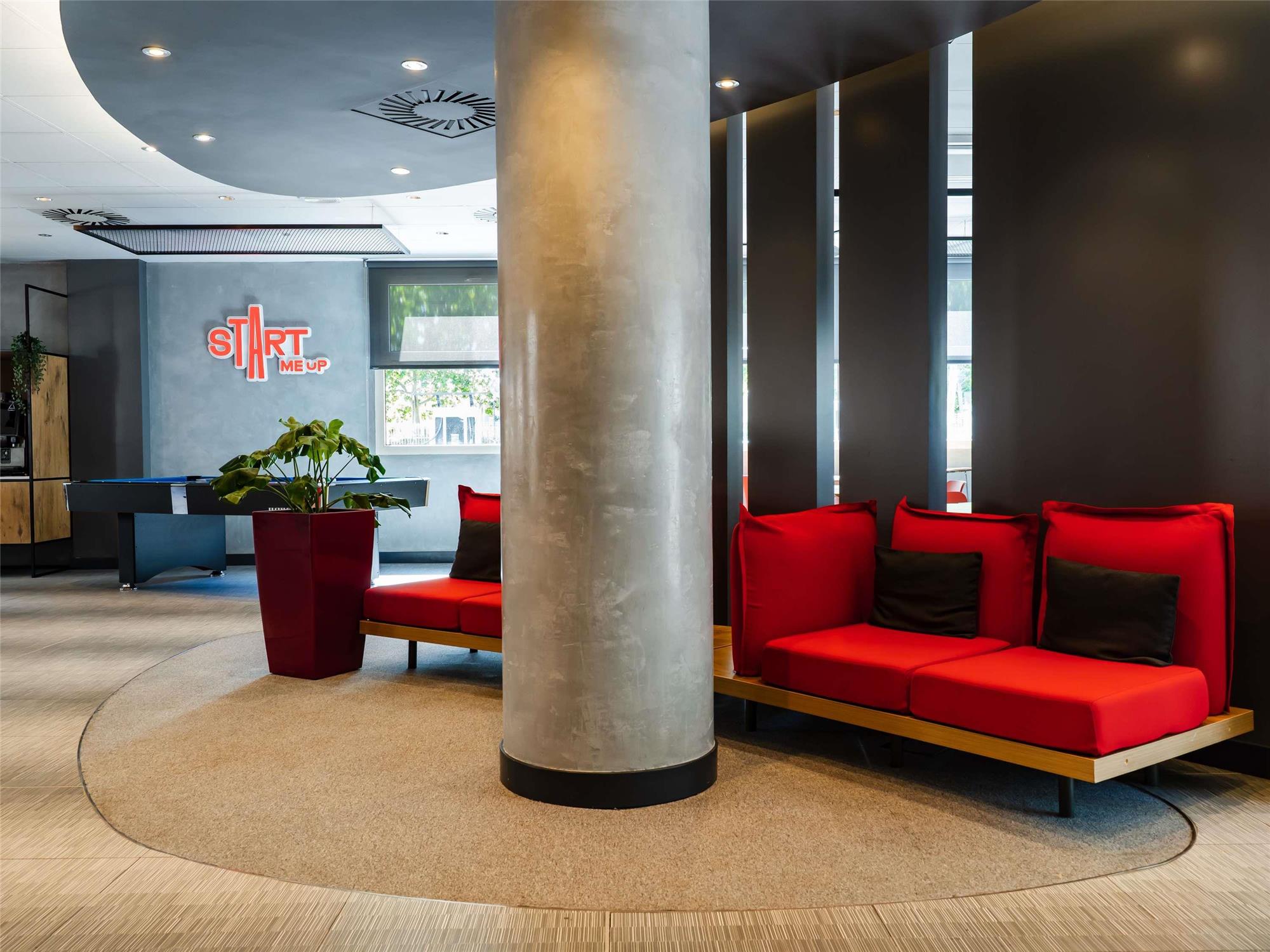 Ibis Barcelona Castelldefels 1