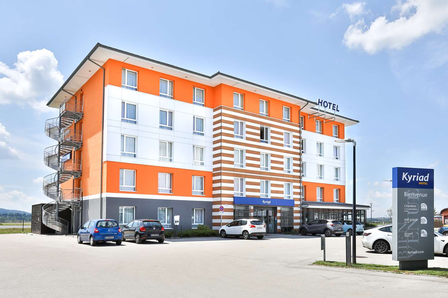 Kyriad Pontarlier 1
