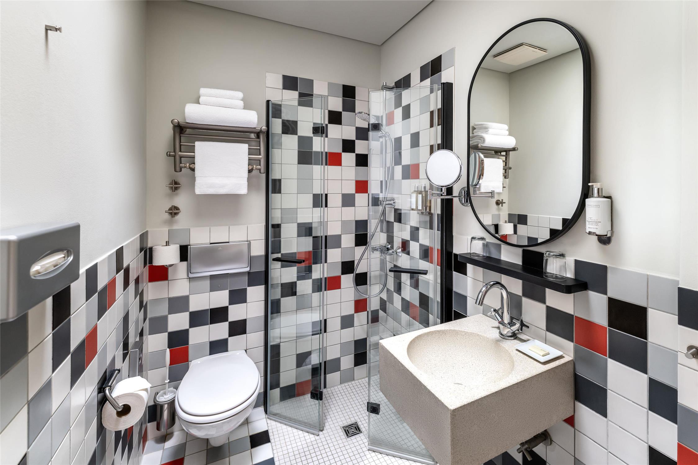 Hotel Bleibtreu Berlin by Golden Tulip 2